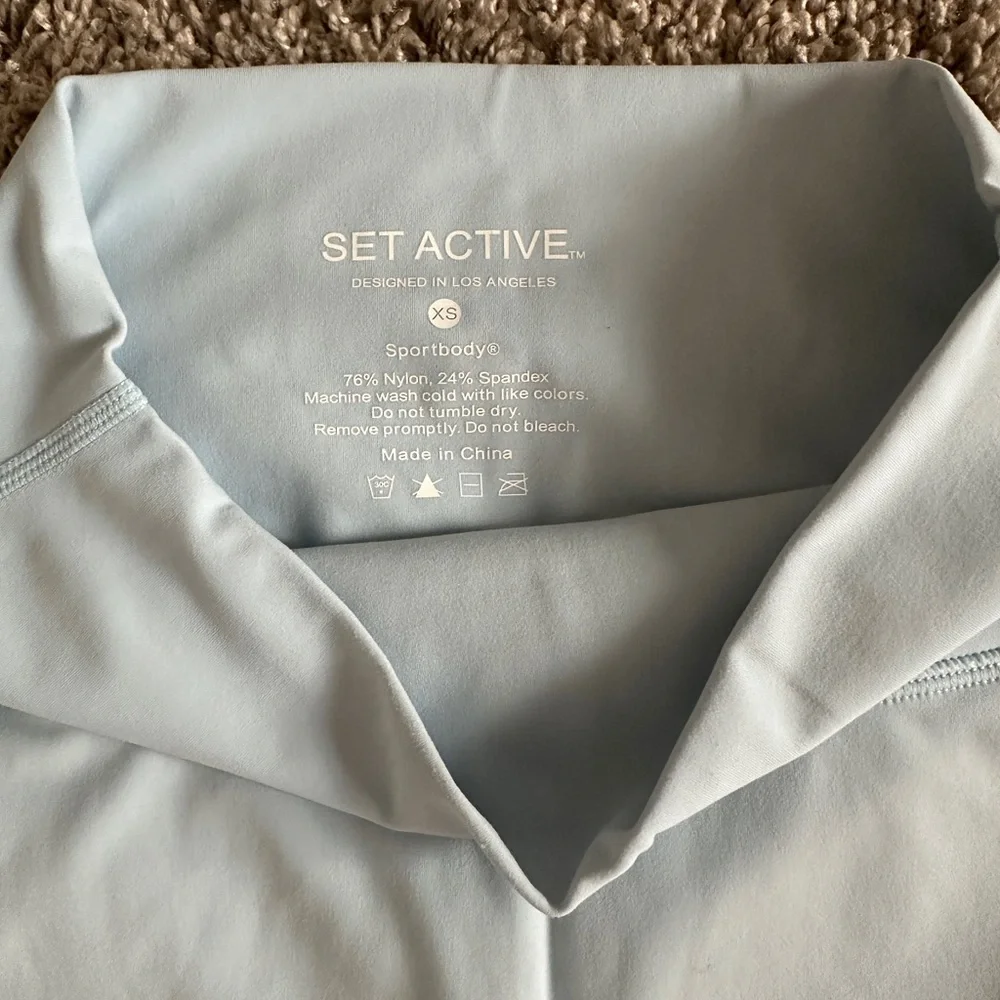 Set- SET ACTIVE - Picture 5 of 5